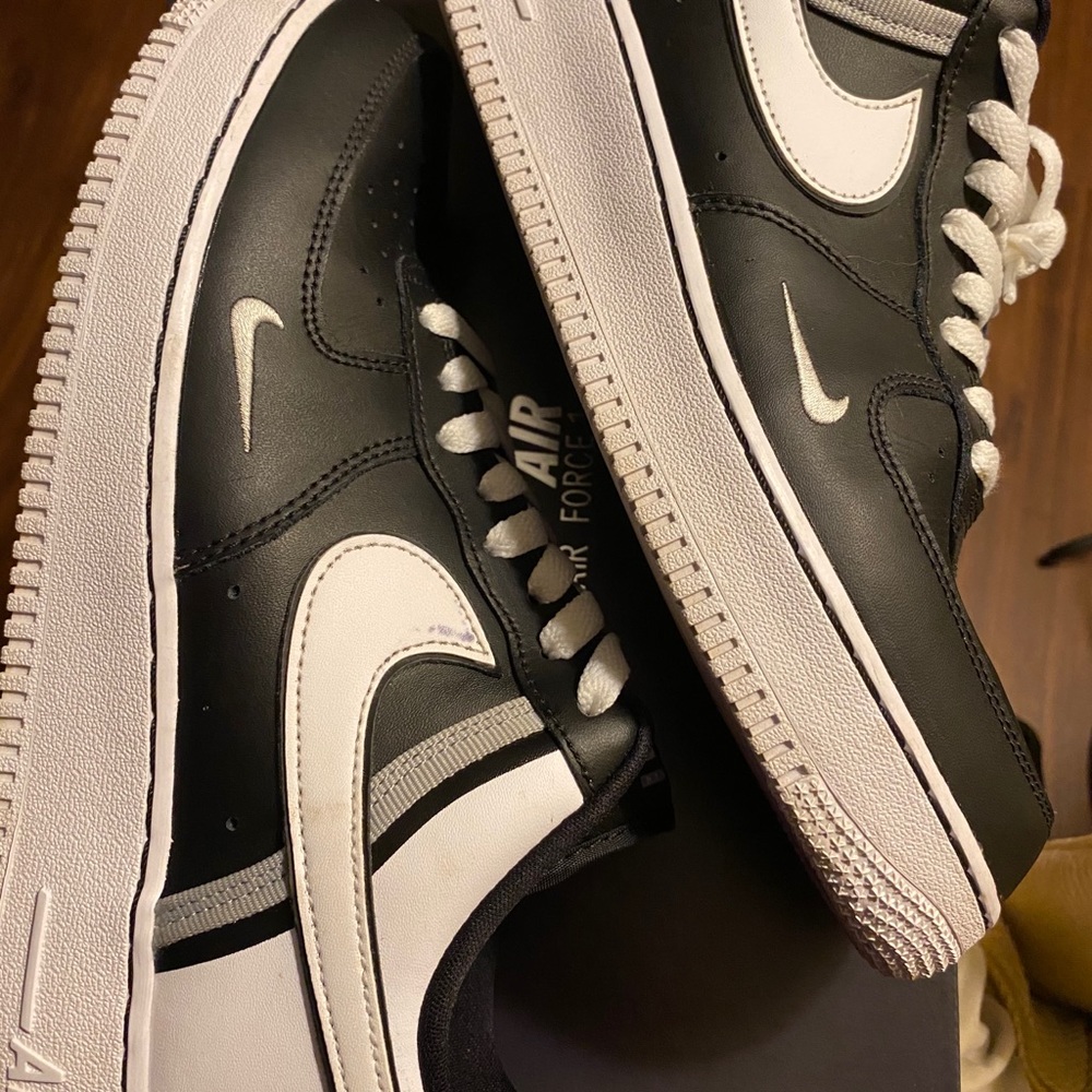 Nike Air Force 1